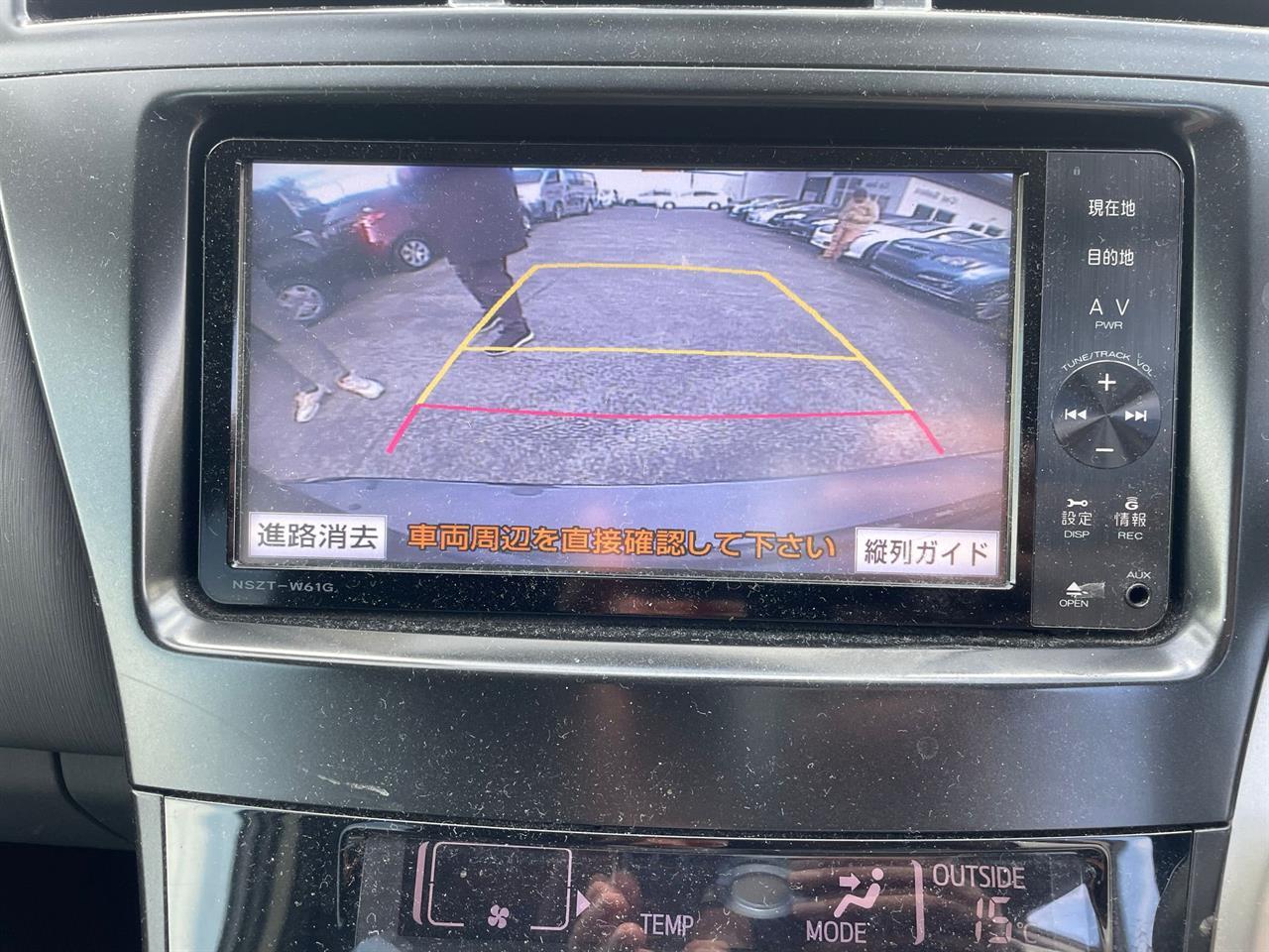 2012 Toyota Prius thumbnail