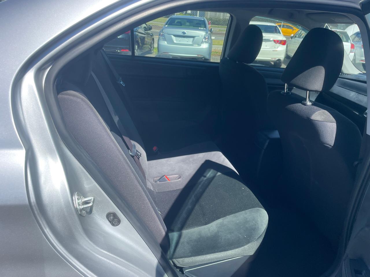 2018 Toyota Corolla thumbnail