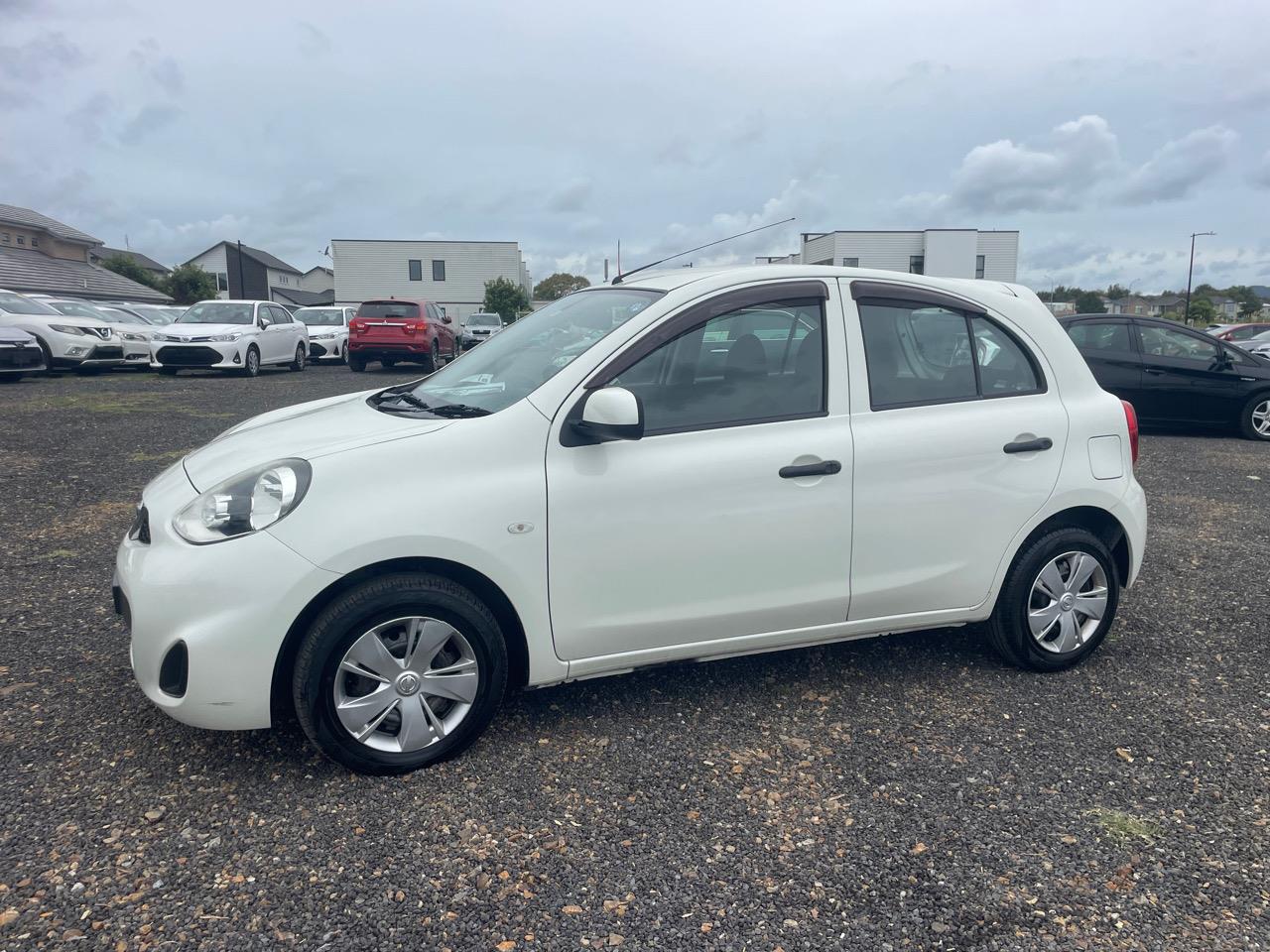 2018 Nissan March thumbnail