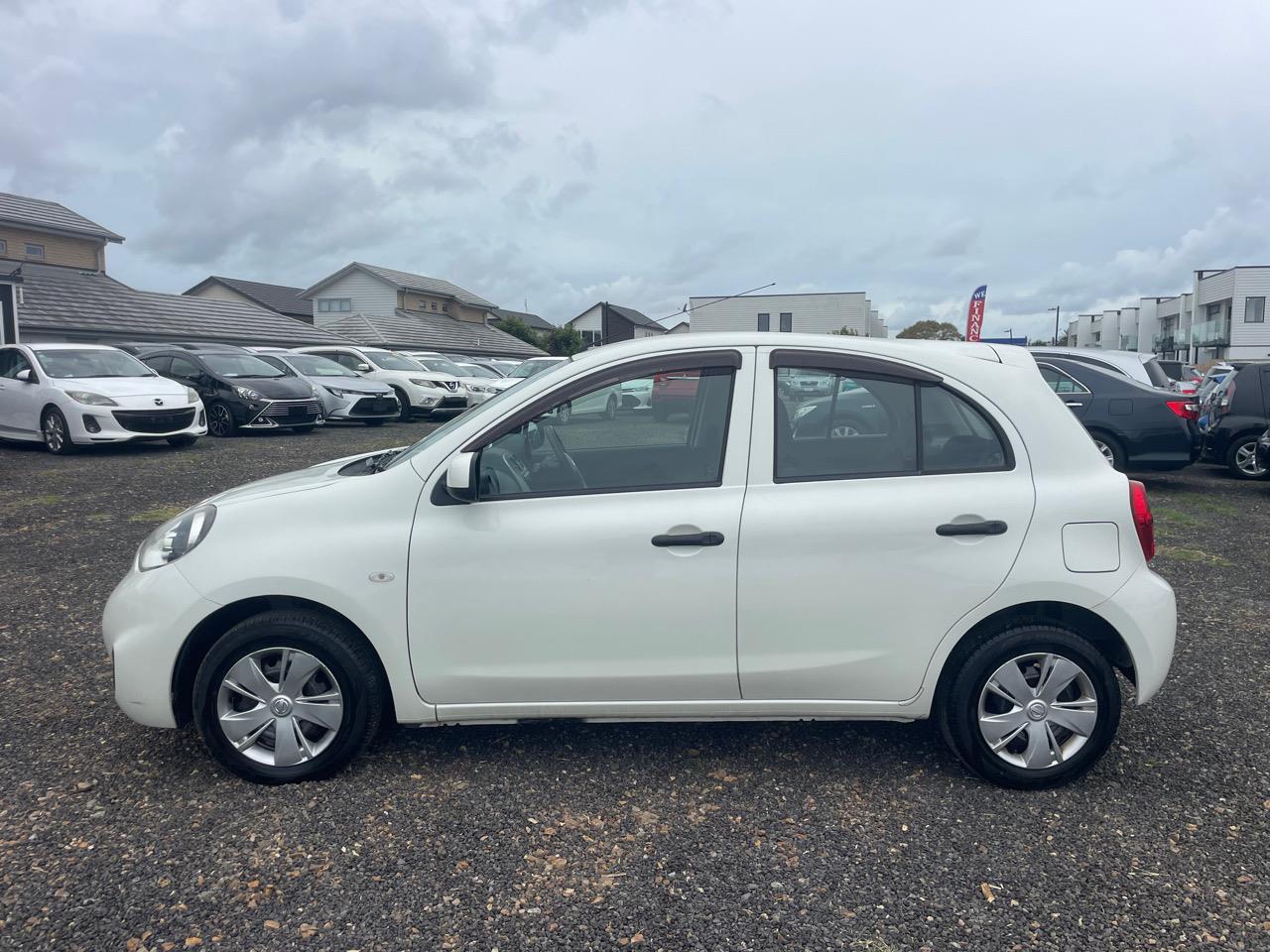 2018 Nissan March thumbnail