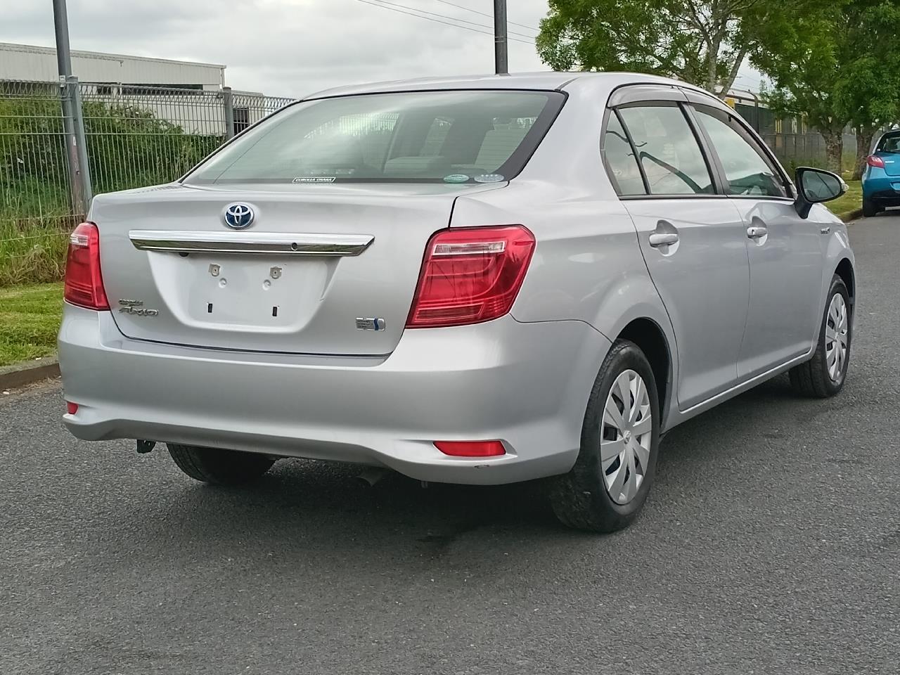 2017 Toyota Corolla thumbnail