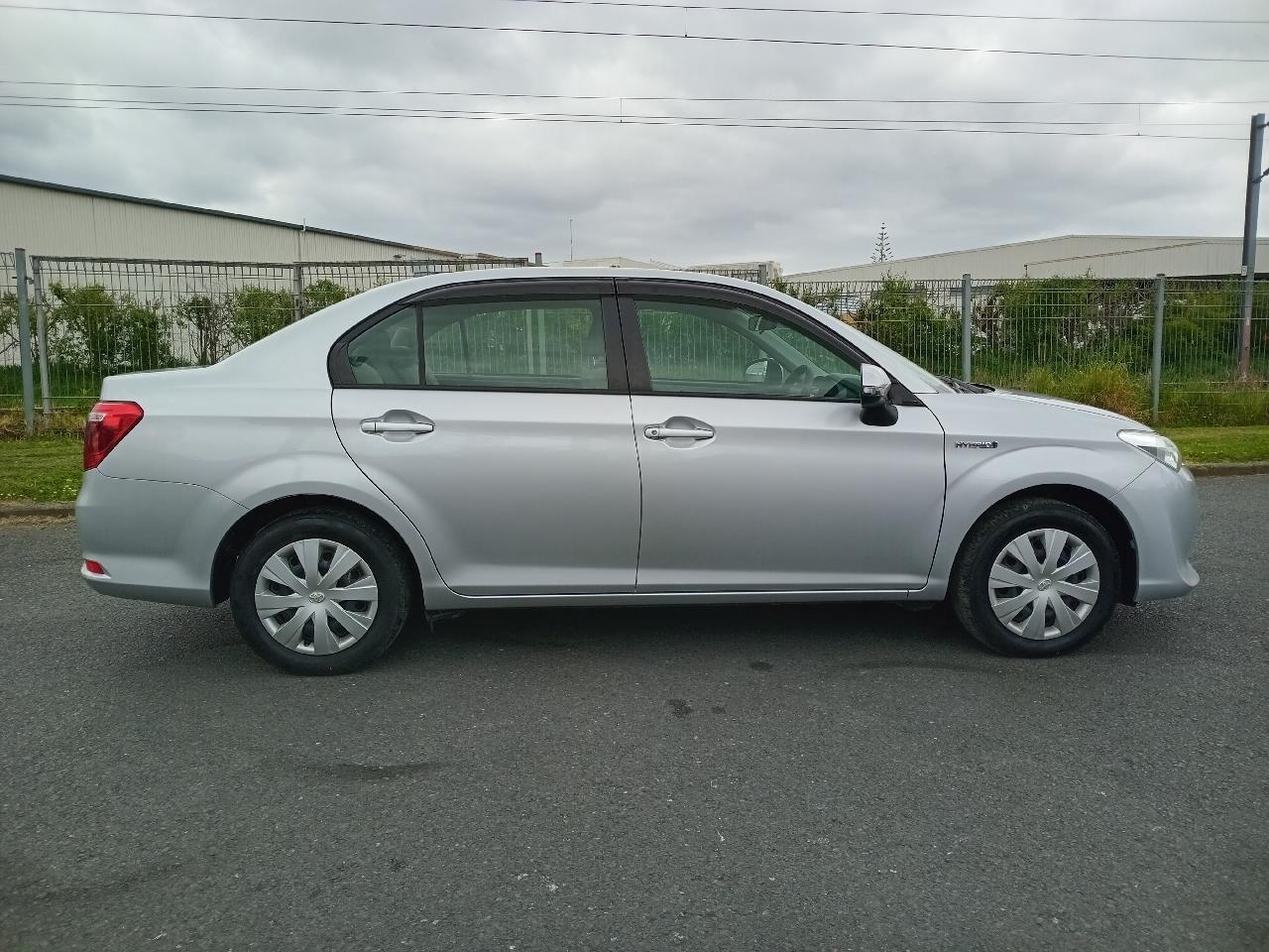 2017 Toyota Corolla thumbnail