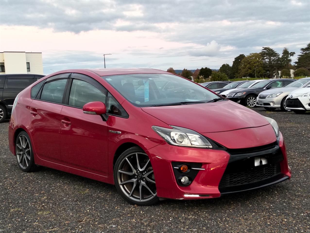 2014 Toyota Prius thumbnail