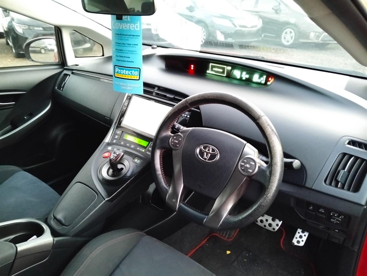 2014 Toyota Prius thumbnail