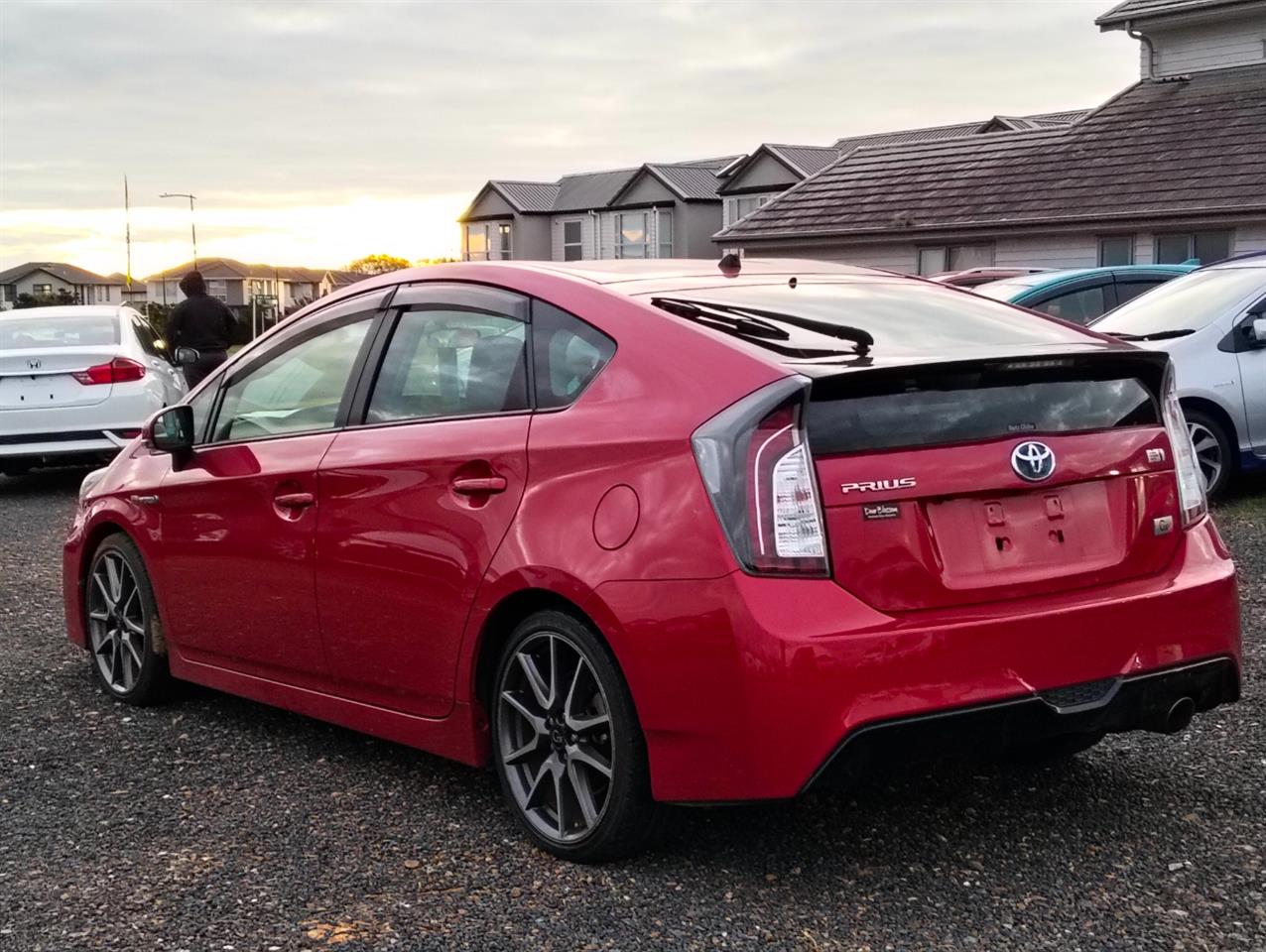2014 Toyota Prius thumbnail