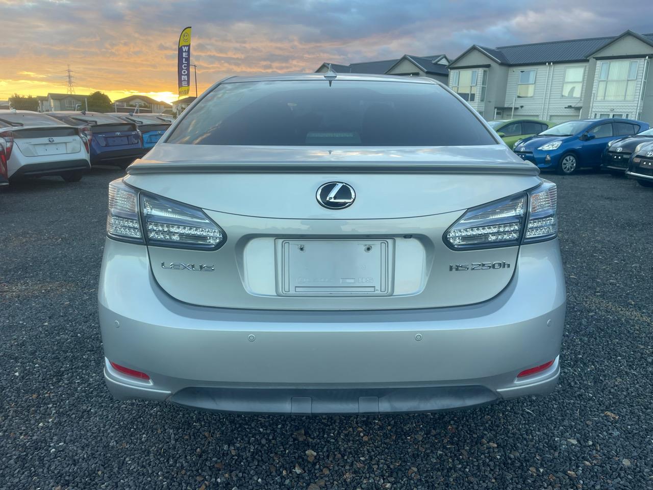 2011 Lexus HS250H thumbnail