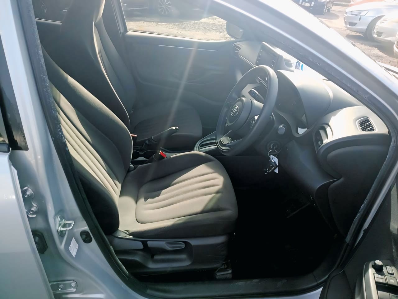 2020 Toyota Yaris thumbnail