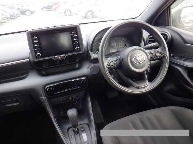 2020 Toyota Yaris thumbnail