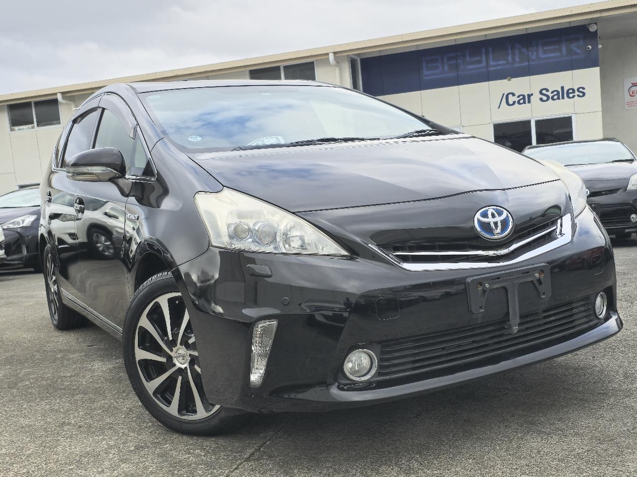 2012 Toyota Prius thumbnail