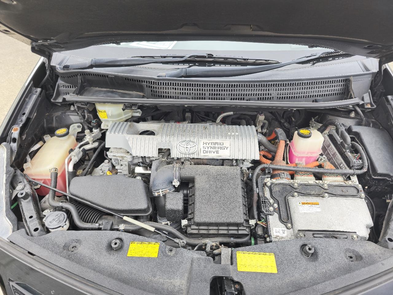 2012 Toyota Prius thumbnail