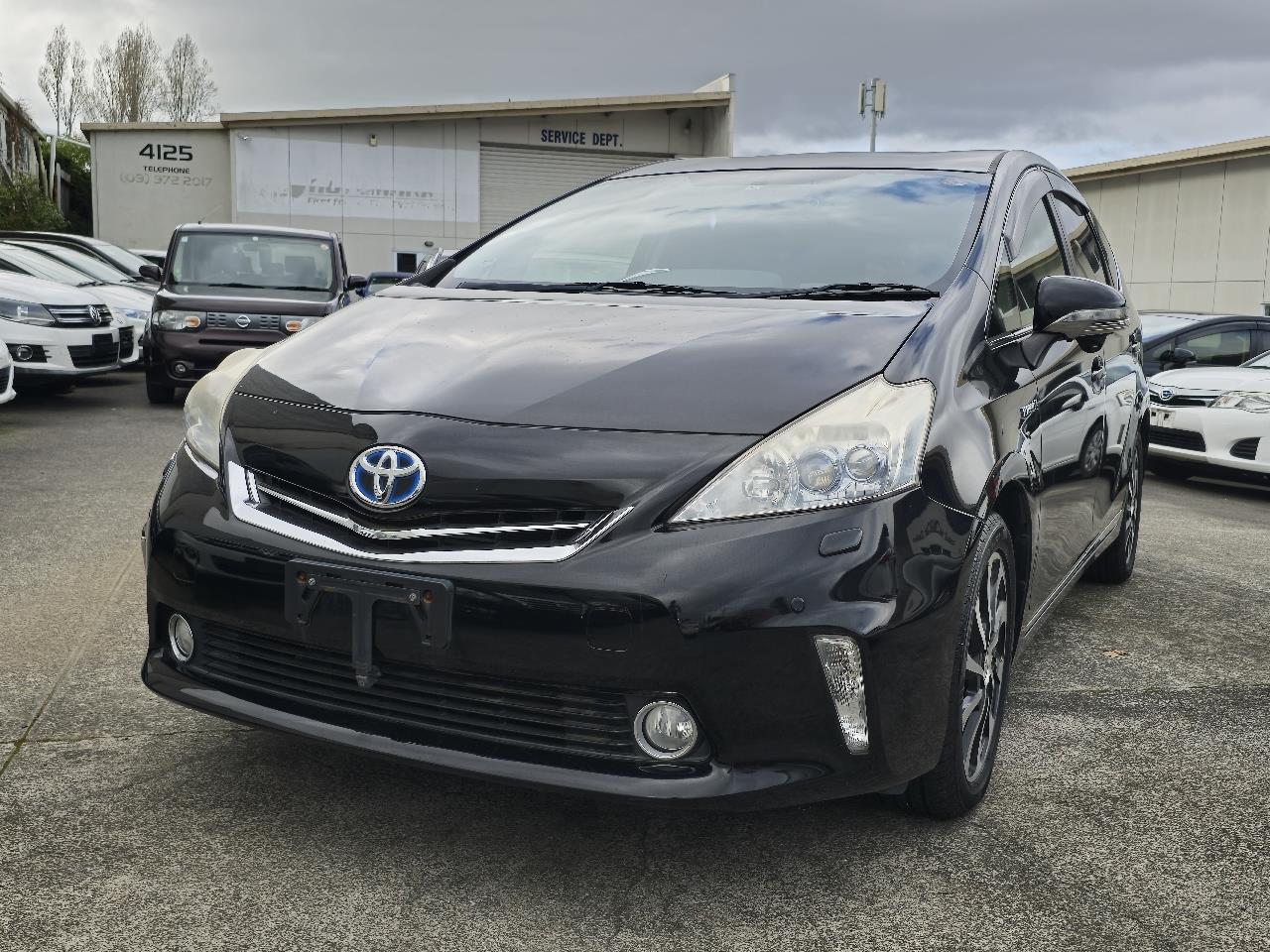 2012 Toyota Prius thumbnail