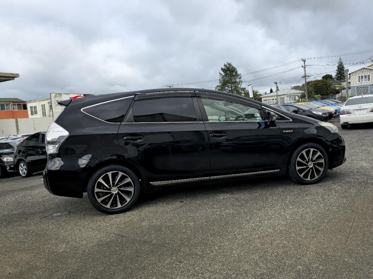 2012 Toyota Prius thumbnail