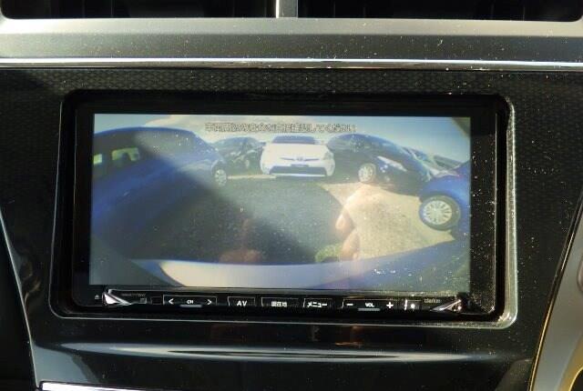 2015 Toyota Prius thumbnail