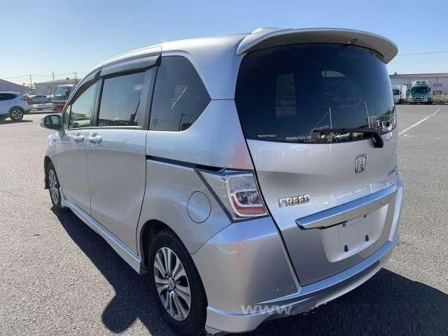 2014 Honda Freed thumbnail