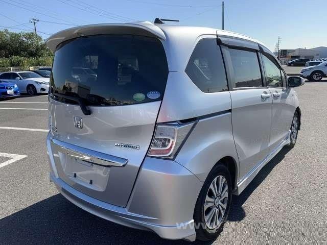 2014 Honda Freed thumbnail
