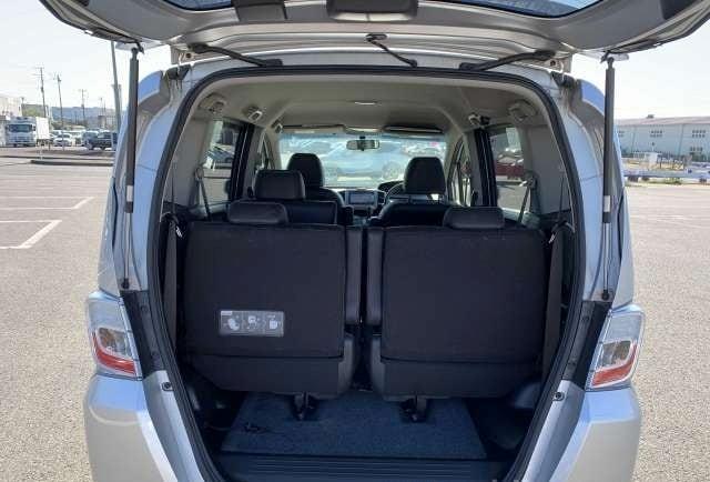 2014 Honda Freed thumbnail