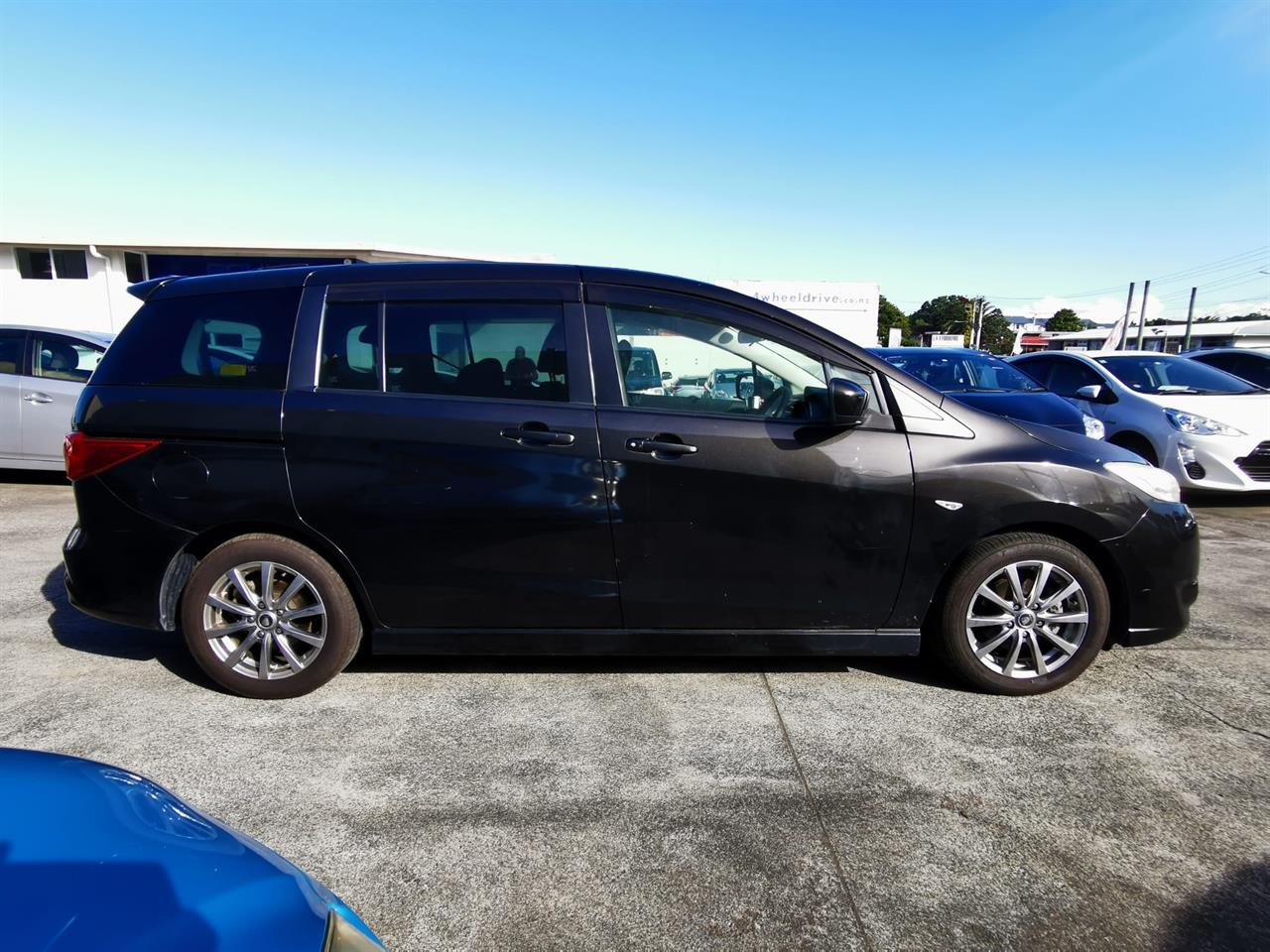 2013 Nissan Lafesta thumbnail