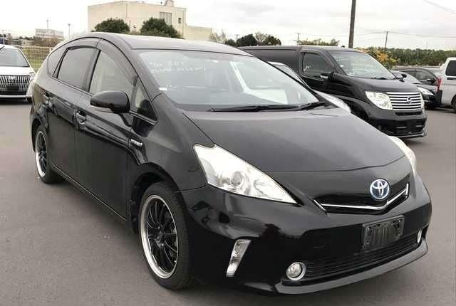 2013 Toyota Prius thumbnail