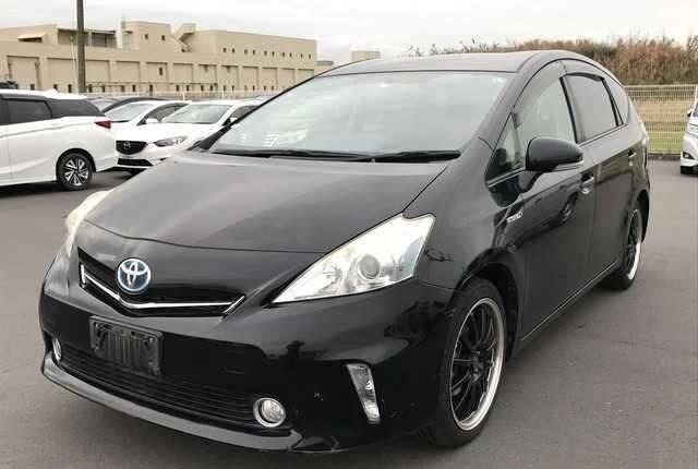 2013 Toyota Prius thumbnail