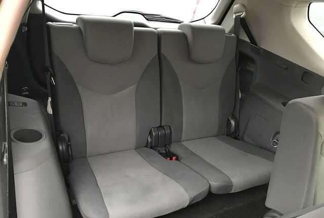 2013 Toyota Prius thumbnail