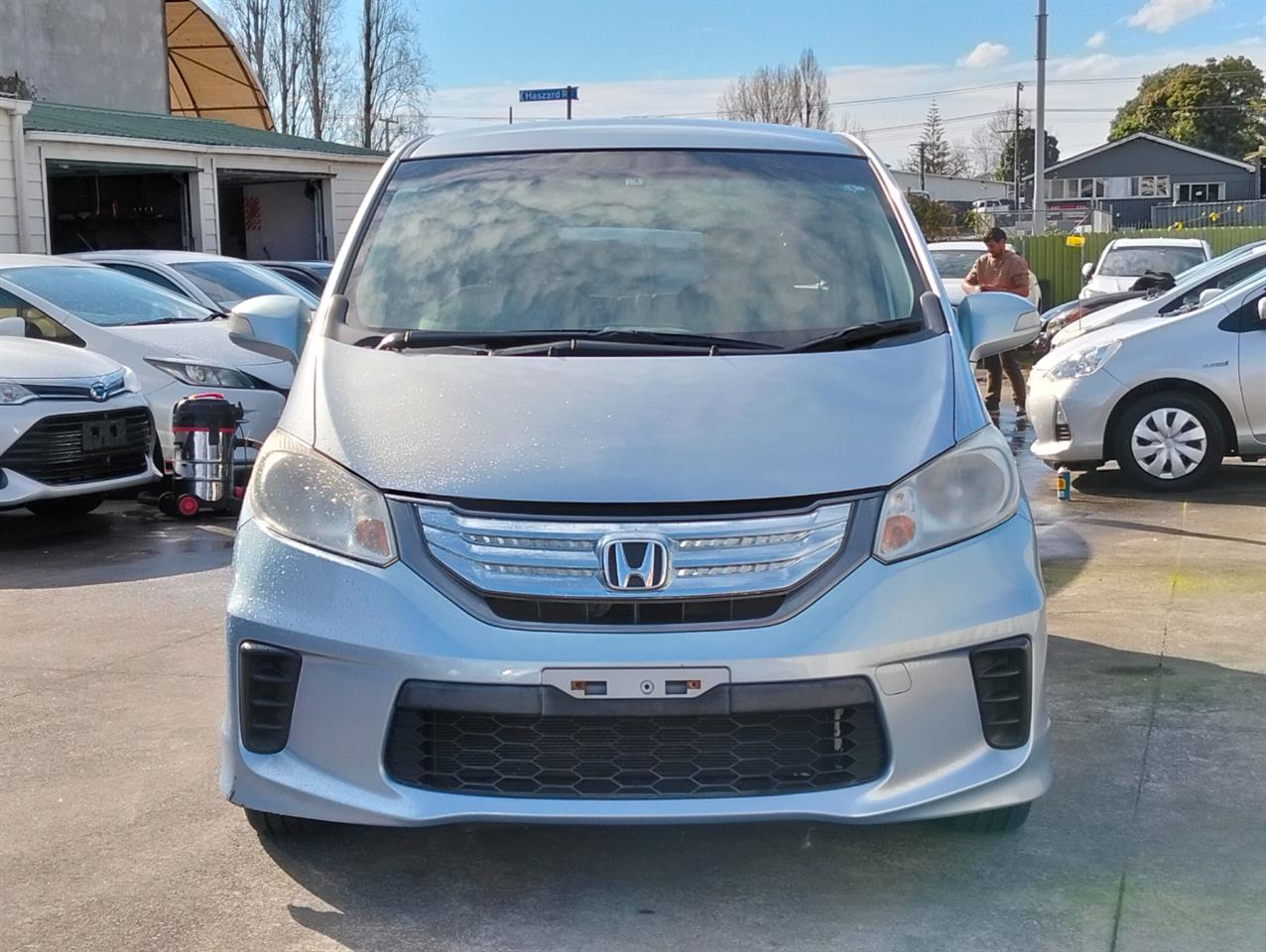 2013 Honda Freed thumbnail