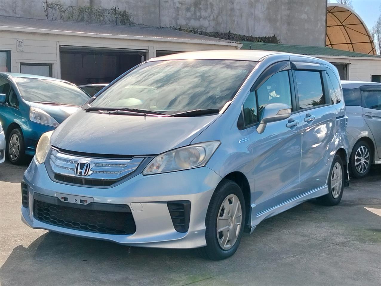 2013 Honda Freed thumbnail