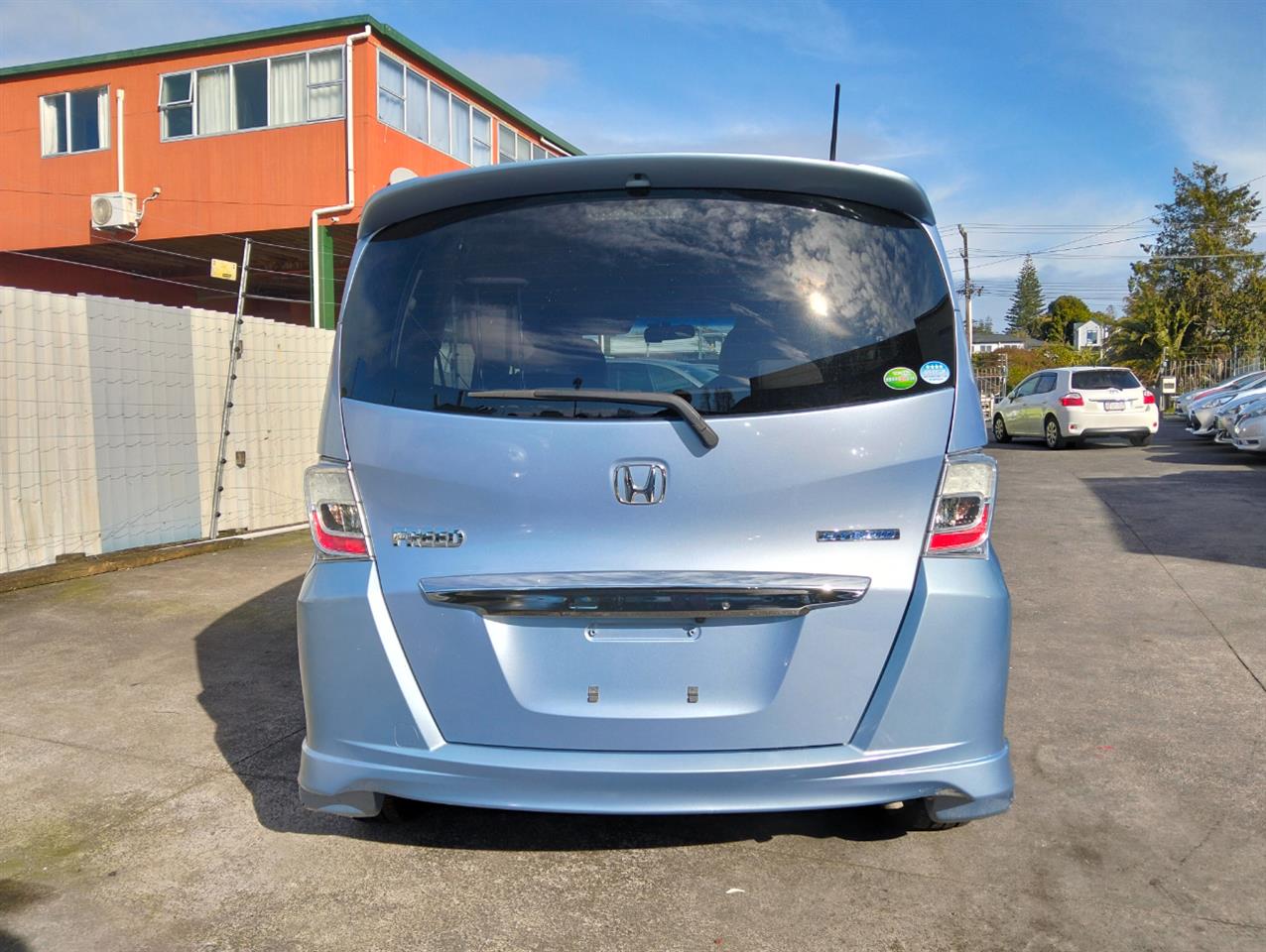 2013 Honda Freed thumbnail