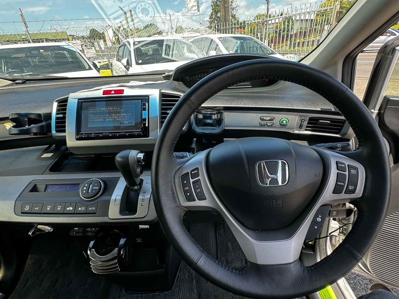 2015 Honda Freed thumbnail