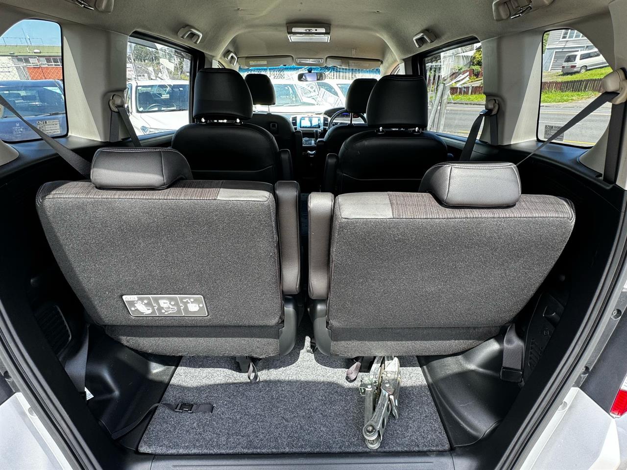 2015 Honda Freed thumbnail
