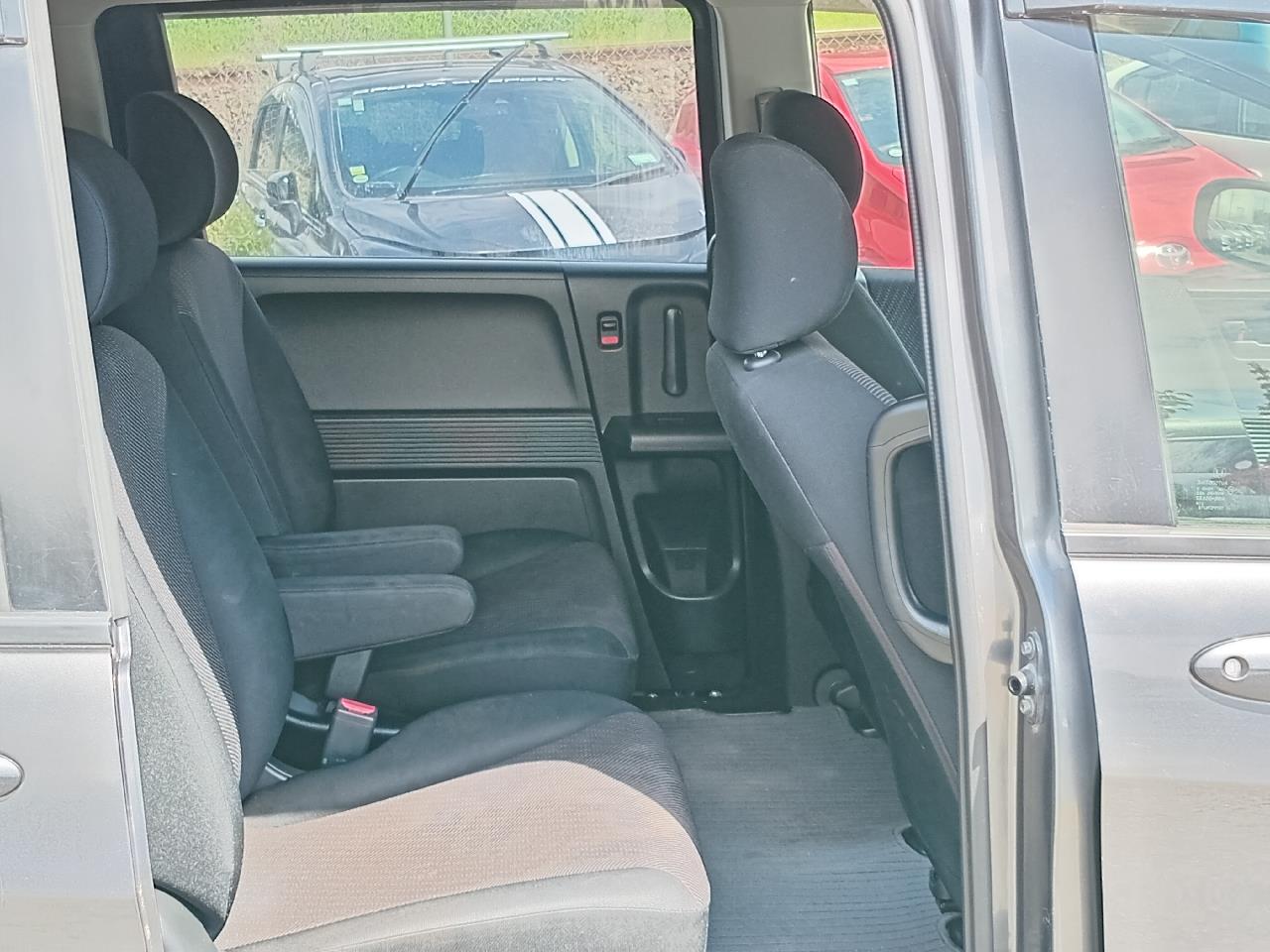 2012 Honda Freed thumbnail