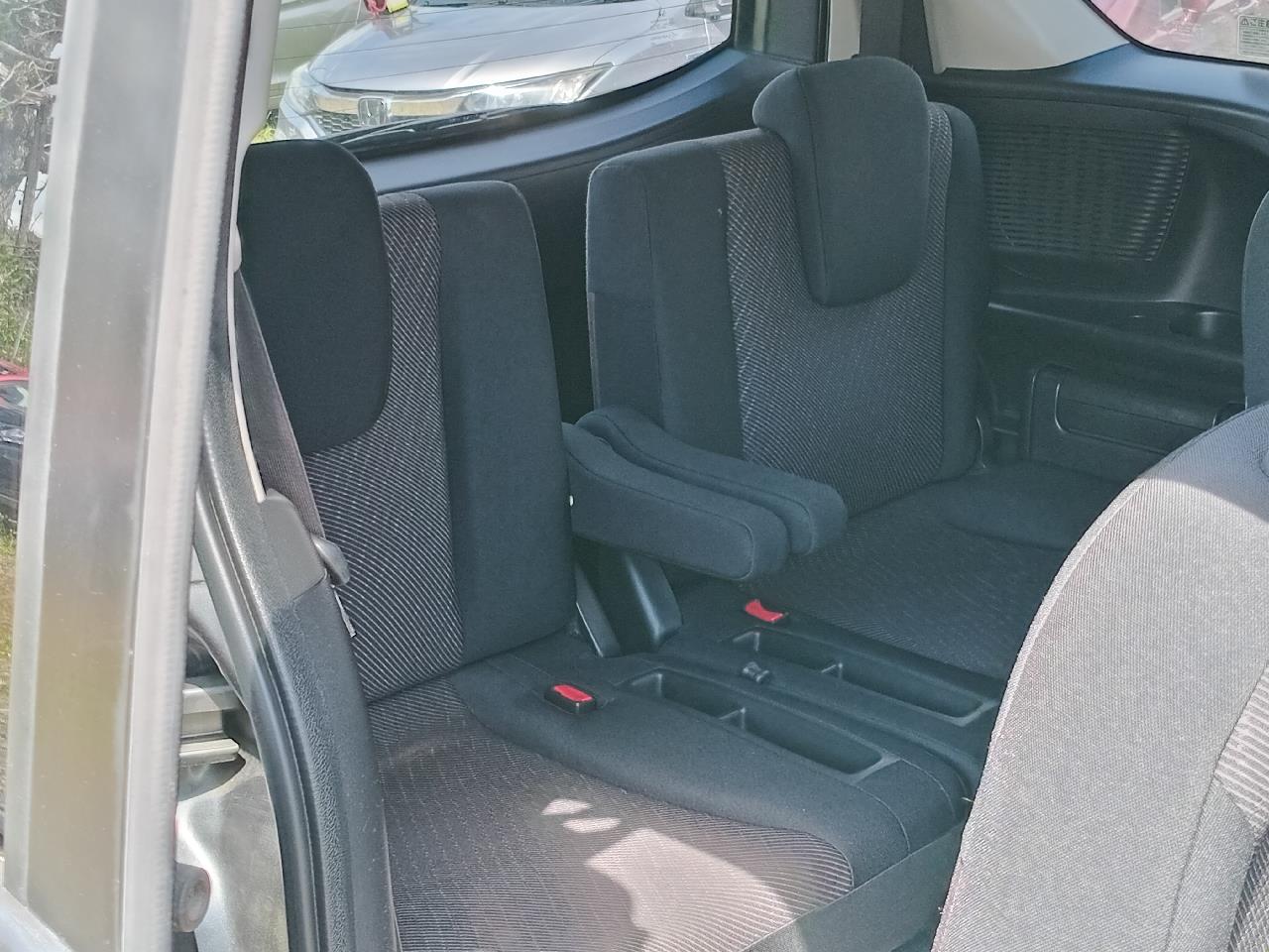2012 Honda Freed thumbnail