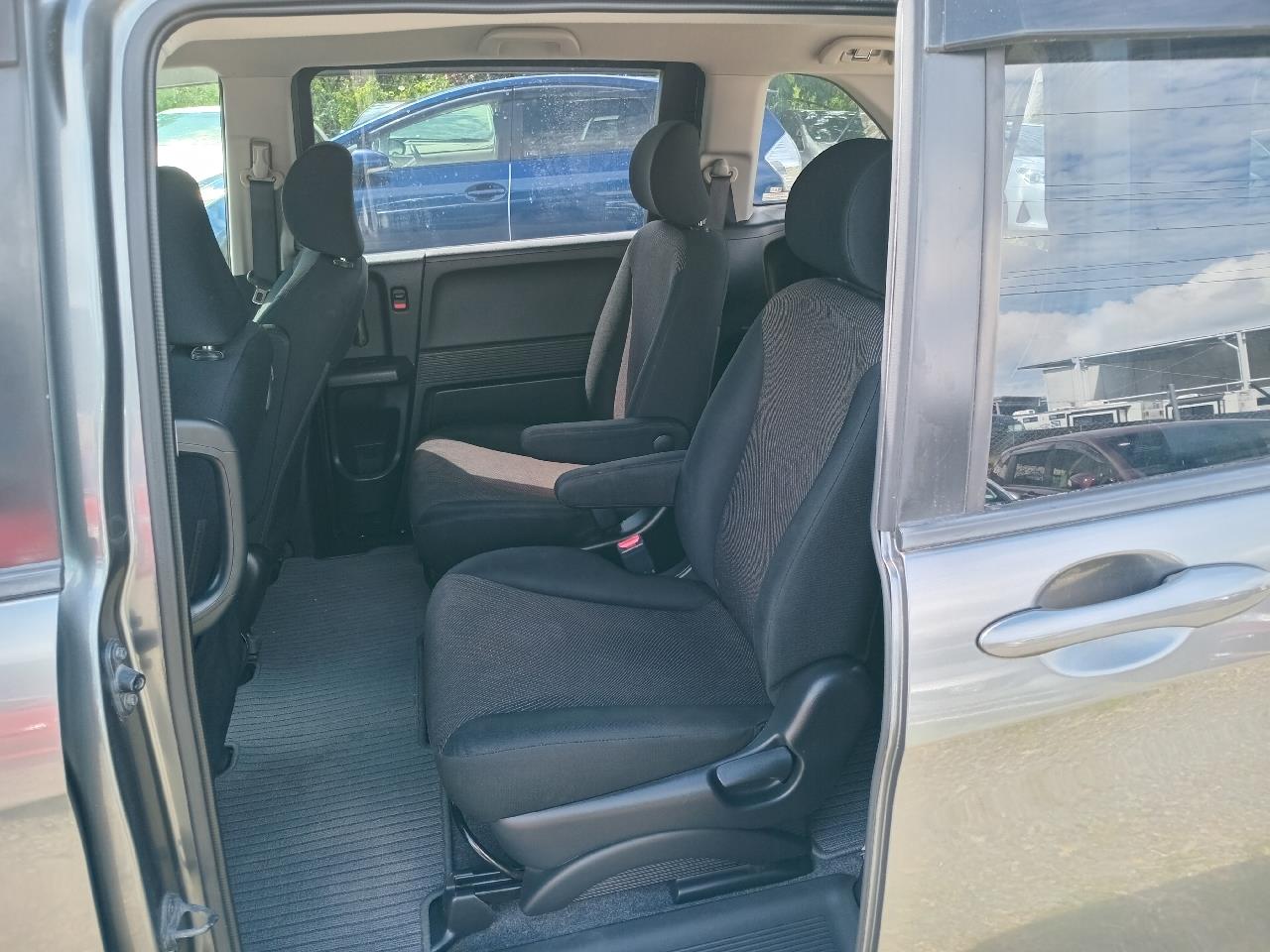 2012 Honda Freed thumbnail