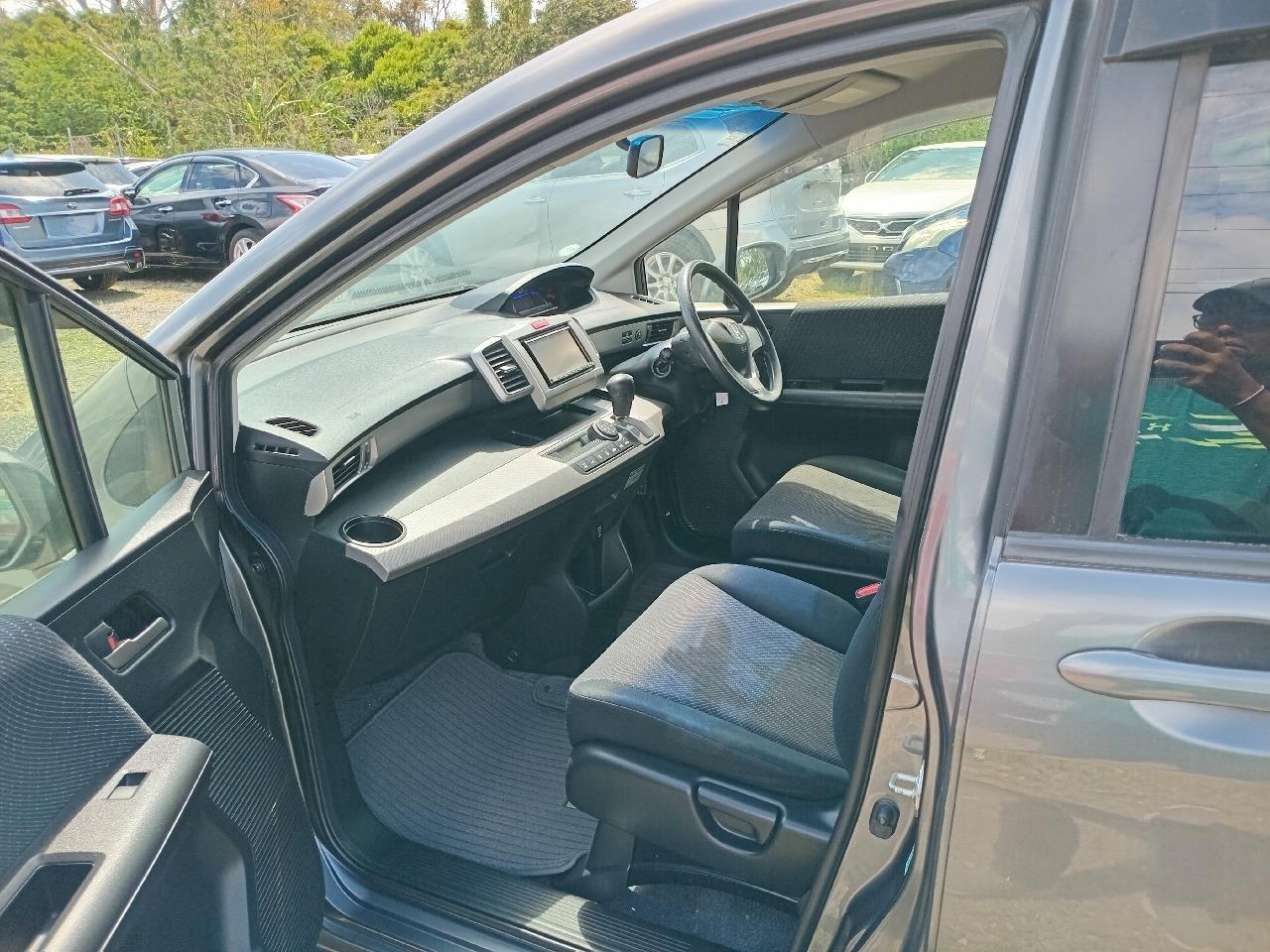 2012 Honda Freed thumbnail