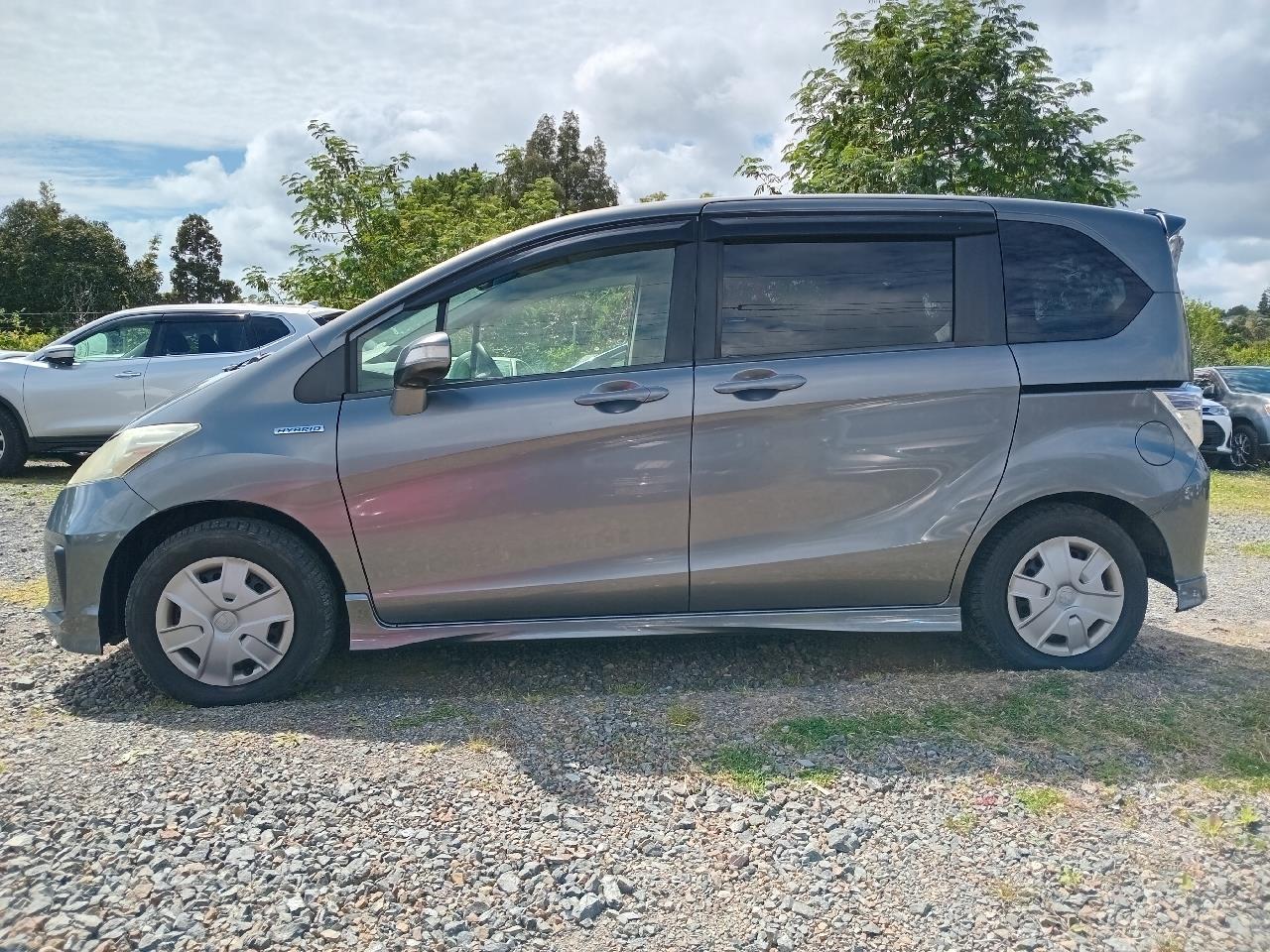 2012 Honda Freed thumbnail