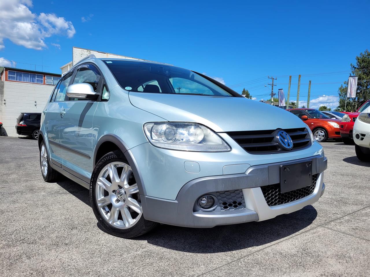 2008 Volkswagen Golf thumbnail