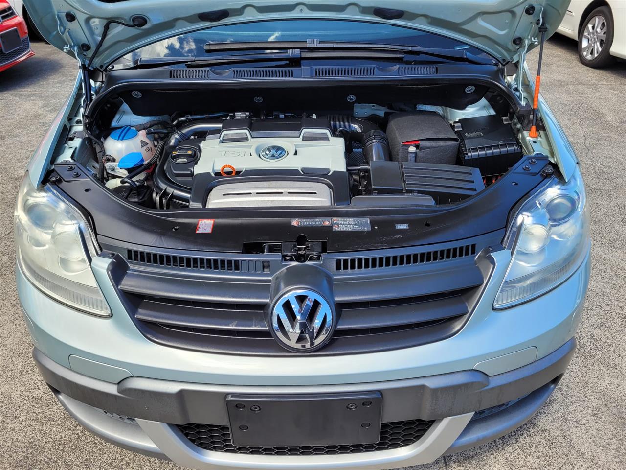 2008 Volkswagen Golf thumbnail