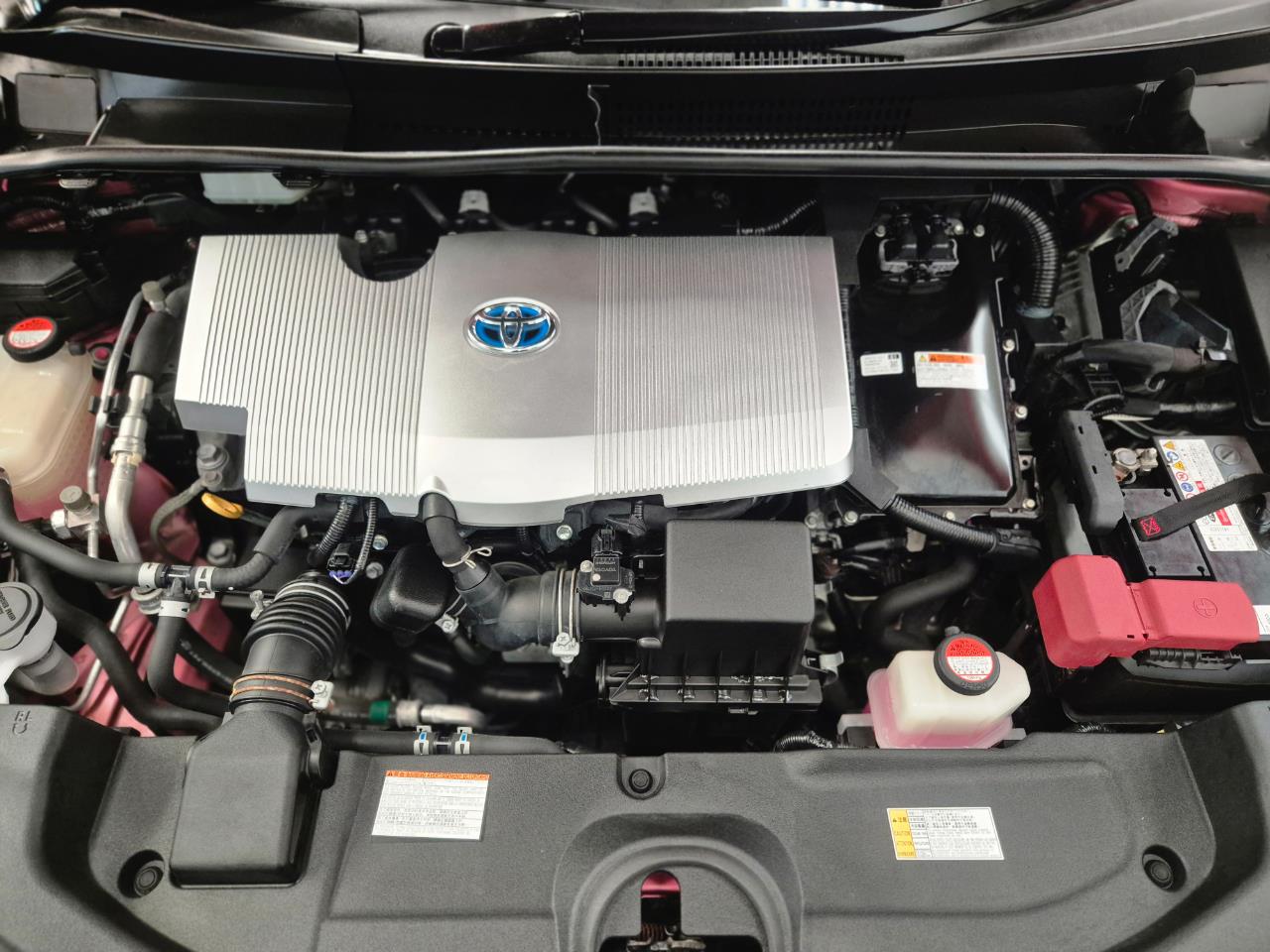 2016 Toyota Prius thumbnail