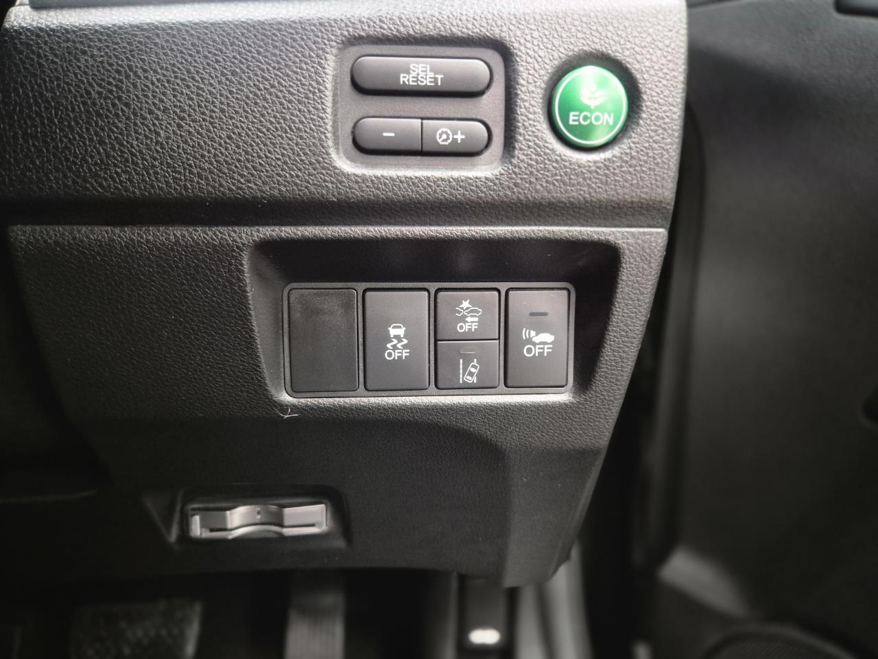 2015 Honda JADE thumbnail