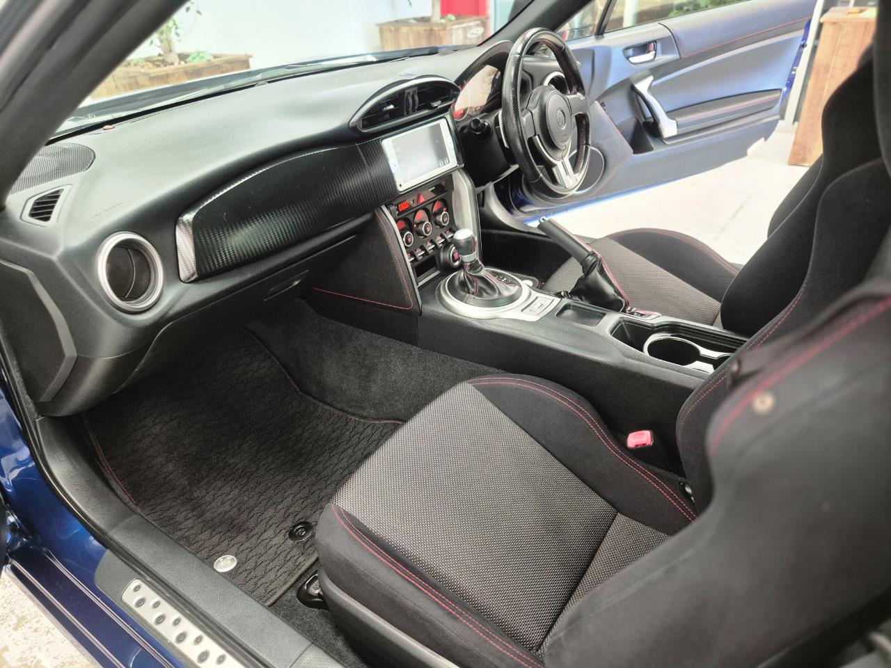 2013 Toyota 86 thumbnail