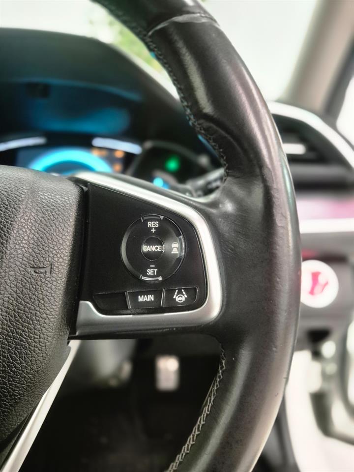 2018 Honda Civic thumbnail
