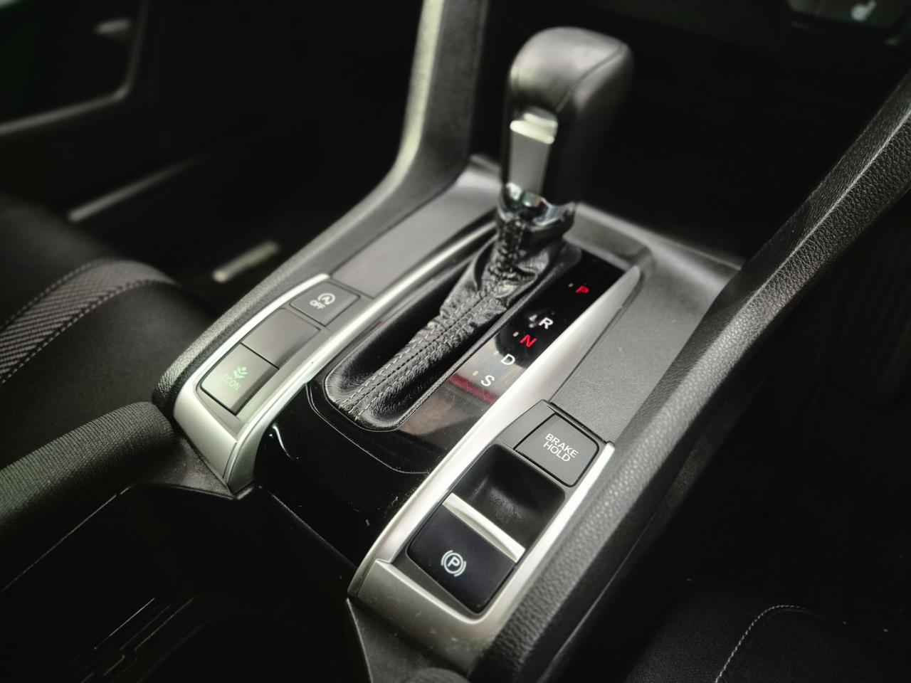 2018 Honda Civic thumbnail