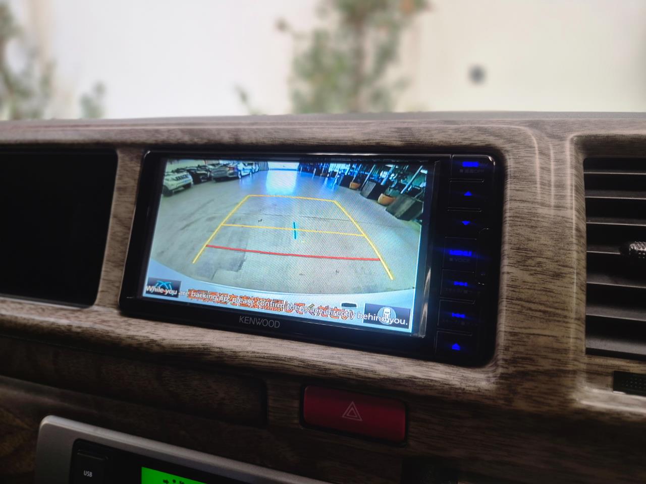 2023 Toyota HIACE thumbnail