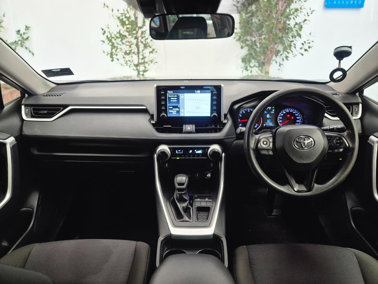 2020 Toyota Rav4 thumbnail
