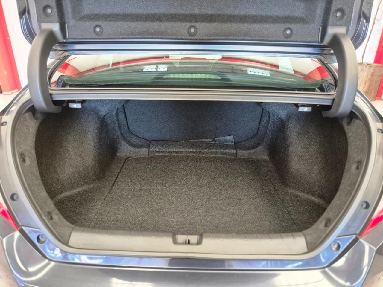 2018 Honda Civic thumbnail