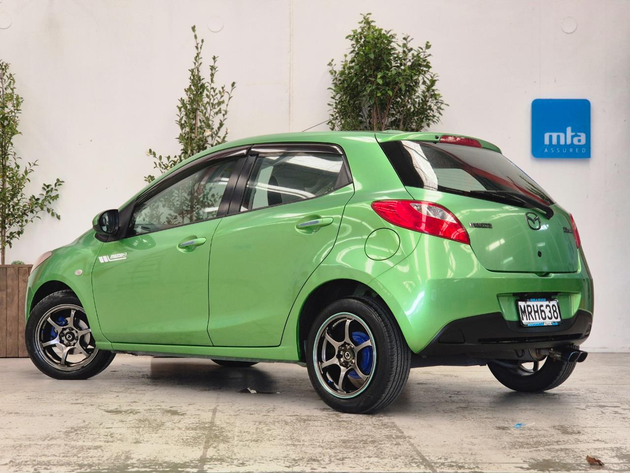 2009 Mazda Demio thumbnail
