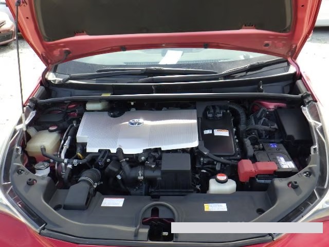 2016 Toyota Prius thumbnail