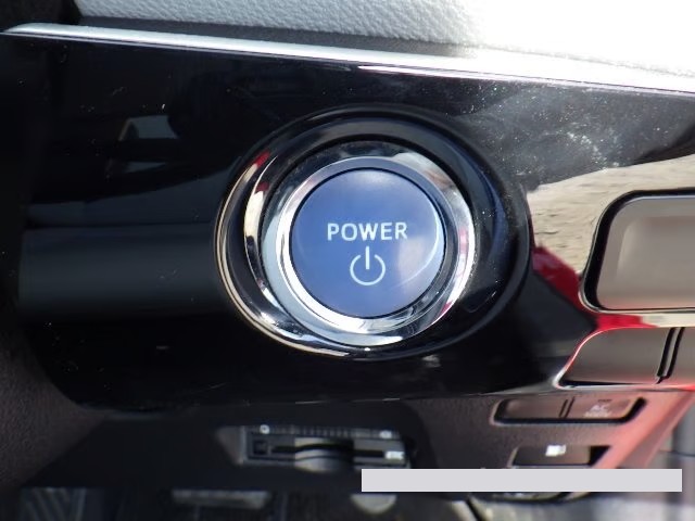 2016 Toyota Prius thumbnail