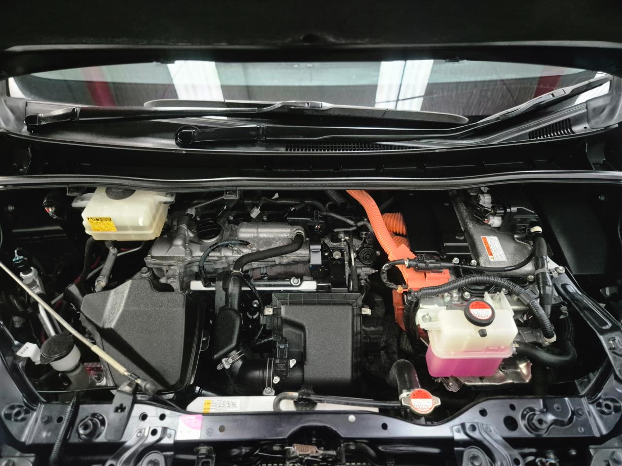 2015 Toyota ESQUIRE thumbnail