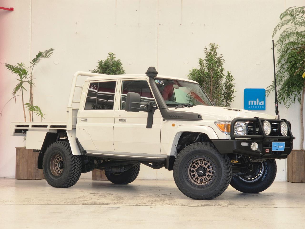 2018 Toyota Landcruiser thumbnail