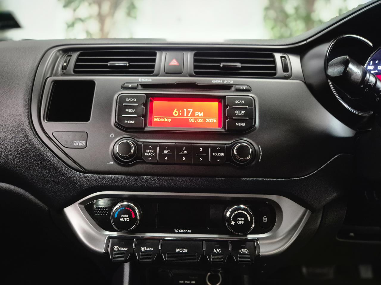 2013 Kia Rio thumbnail
